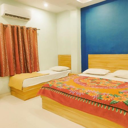 Hotel Guru Kripa - 500Mtr From Shreenathji Temple Nāthdwāra Eksteriør bilde