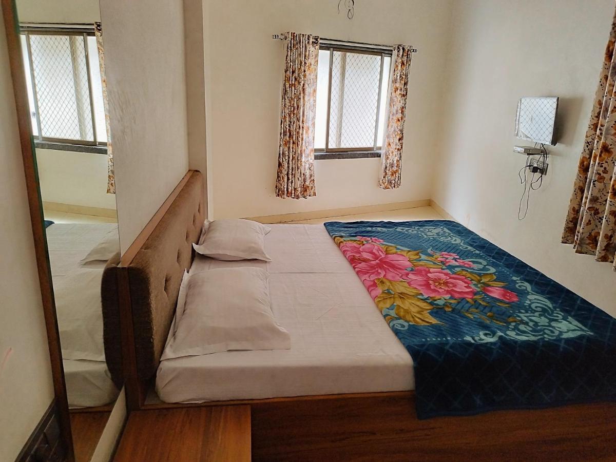 Hotel Guru Kripa - 500Mtr From Shreenathji Temple Nāthdwāra Eksteriør bilde