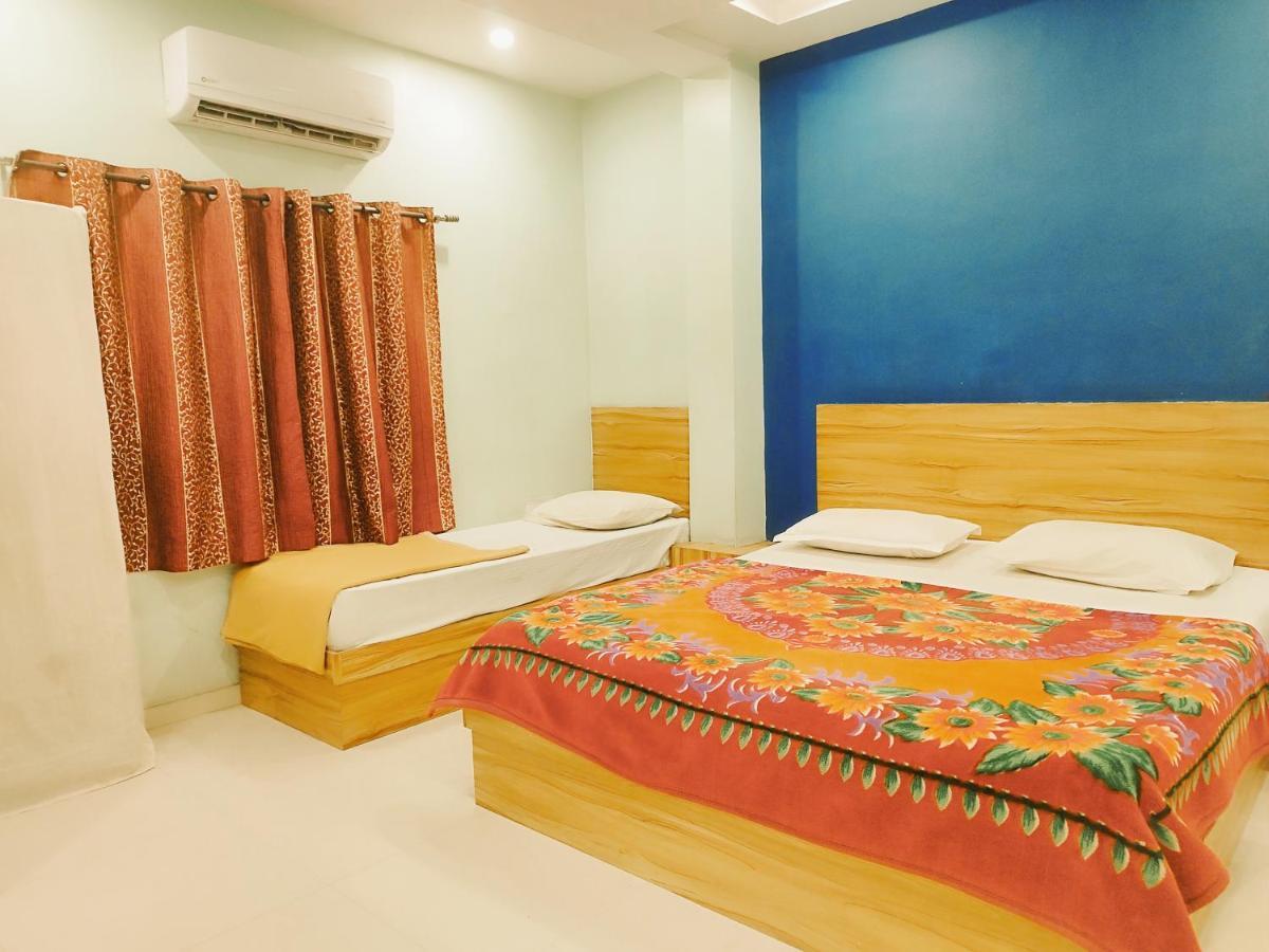 Hotel Guru Kripa - 500Mtr From Shreenathji Temple Nāthdwāra Eksteriør bilde