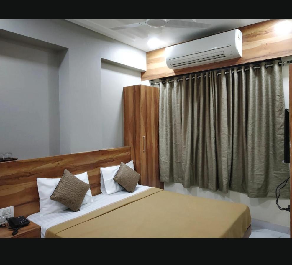 Hotel Guru Kripa - 500Mtr From Shreenathji Temple Nāthdwāra Eksteriør bilde